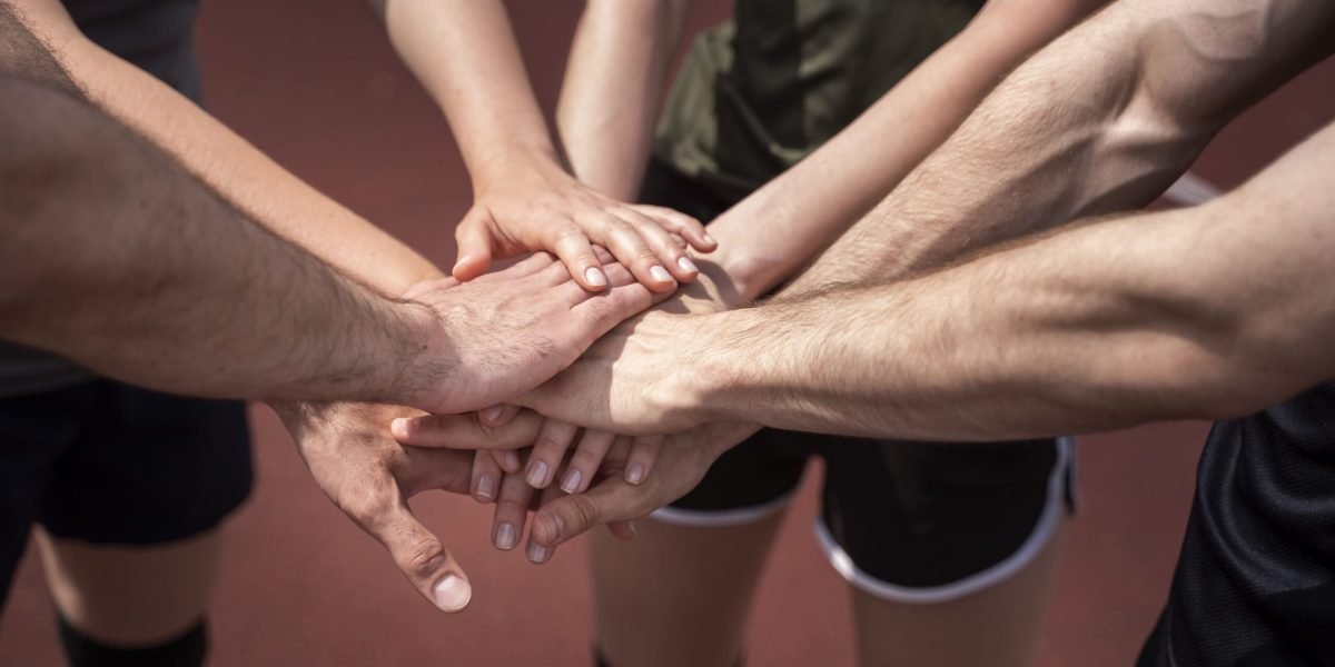 Teamwork in sports Teamwork is important in sports